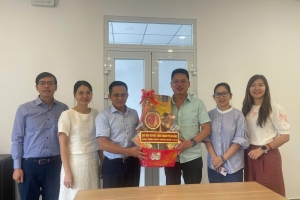 b93388eedd3f64613d2e